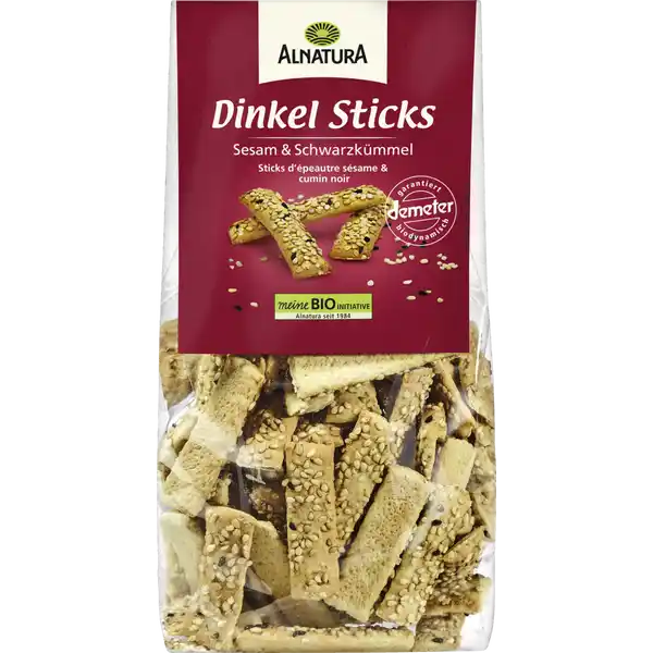 Alnatura Bio Dinkel Sticks: Цвет: Produktbeschreibung und details BioKnabbergebck mit orientalischer Note Diese kleinen Stangen in DemeterQualitt werden aus Dinkel und Gerstenmehl knusprig gebacken fein gewrzt und mit Sesam und Schwarzkmmel bestreut So sind die Alnatura Dinkelsticks perfekt fr den Snackteller oder zum Knabbern unterwegs schmecken mit Dip und auch zu einem Glas Wein aus Dinkel und Gerstenmehl bestreut mit Sesam und Schwarzkmmel ideal fr den Snackteller  pur oder mit Dip  und zum Knabbern unterwegs Lebensmittelunternehmer Name Alnatura GmbH Adresse MahatmaGandhiStrae   Darmstadt wwwalnaturade Bio Zertifikat DEKO UrsprungslandHerkunftsort EUNichtEULandwirtschaft Testurteile Qualittssiegel ampamp Verbandszeichen Rechtlich vorgeschriebene Produktbezeichnung Bio Knabbergebck aus Dinkel und Gerste mit Sesam und Schwarzkmmel Zutaten DINKELMEHL   GERSTENMEHL   Palml SESAM   Meersalz Hefe Schwarzkmmel Kruter der Provence Koriander Kurkuma Chilli aus Demeter BioLandbau aus biologischer Landwirtschaft Dinkel ist eine Urweizenart Kann Spuren von EI MILCH MANDEL HASELNUSS und PARANUSS enthalten Nhrwerte Durchschnittliche Nhrwertangaben pro  g Energie  kj   kcal Fett  g davon  gesttigte Fettsuren  g Kohlenhydrate  g davon  Zucker amplt  g Ballaststoffe  g Eiwei  g Salz  g Gebrauch Aufbewahrung und Verwendung Aufbewahrungs und Verwendungsbedingungen Bitte trocken lagern vor Wrme schtzen
https://www.rossmann.de/de/lebensmittel-alnatura-bio-dinkel-sticks/p/4104420236646