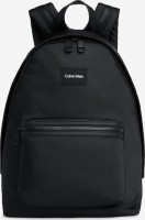 Calvin Klein: http://aboutyou.de/p/calvin-klein/rucksack-essential-campus-13763321
