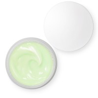sebo balance cream: Цвет: https://www.kikocosmetics.com/de-de/hautpflege/gesicht/gegen-unreinheiten/SEBO-BALANCE-CREAM/p-KS180301053001A
beschreibung: Klrende und mattierende GelCreme Geeignet fr Mischhaut bis fettige Haut Besonderheiten  die Formel ist angereichert mit Weiden Gurken GrnteeExtrakt mit klrender Wirkung sowie einem Mix aus Zuckern mit feuchtigkeitsspendenden Eigenschaften reduziert die Talgproduktion schafft so eine perfekte Grundlage fr das Makeup und wirkt beruhigend  hat eine leichte und frische Textur die schnell einzieht ohne zu beschweren  verschnert das Gesicht mit einem WeichzeichnerEffekt dank des speziellen Kugelpuders Dermatologisch getestet Nicht komedogen
ergebnisse: Ganztgig mit Feuchtigkeit versorgte und mattierte Haut kein Glanz mehr vor allem in der TZone
inhaltsstoffe: KIKO MILANO bemht sich fortwhrend die auf der Internetseite verffentlichten Listen der Inhaltsstoffe zu aktualisieren Dennoch ist es wichtig zu bercksichtigen dass die Inhaltsstoffe Variationen unterliegen knnen und dass KIKO nicht garantieren kann dass die besagten Listen in allen Teilen komplett oder aktualisiert sind KIKO fordert daher alle Kunden auf fr die przisen Listen der Inhaltsstoffe die Verpackungen der Produkte zu konsultieren INGREDIENTS AQUA WATEREAU BUTYLENE GLYCOL CAPRYLICCAPRIC TRIGLYCERIDE GLYCERIN VINYL DIMETHICONEMETHICONE SILSESQUIOXANE CROSSPOLYMER DIMETHICONE POLYMETHYL METHACRYLATE SACCHARIDE ISOMERATE AMMONIUM ACRYLOYLDIMETHYLTAURATEVP COPOLYMER POLYACRYLAMIDE PARFUM FRAGRANCE C ISOPARAFFIN POLYSORBATE  ACRYLATESC ALKYL ACRYLATE CROSSPOLYMER ENANTIA CHLORANTHA BARK EXTRACT FRUCTOSE NIACINAMIDE SUCROSE OLEA EUROPAEA FRUIT OIL OLEA EUROPAEA OLIVE FRUIT OIL TOCOPHERYL ACETATE LAURETH SALIX ALBA BARK EXTRACT SALIX ALBA WILLOW BARK EXTRACT CUCUMIS SATIVUS FRUIT EXTRACT CUCUMIS SATIVUS CUCUMBER FRUIT EXTRACT CAMELLIA SINENSIS LEAF EXTRACT OLEANOLIC ACID CITRIC ACID SODIUM CITRATE SODIUM HYDROXIDE BHT PHENOXYETHANOL HYDROXYACETOPHENONE ETHYLHEXYLGLYCERIN BENZYL ALCOHOL SODIUM BENZOATE POTASSIUM SORBATE CI  YELLOW  CI  BLUE
anwendung: Zweimal tglich eine kleine Menge Produkt auftragen und mit kreisenden Bewegungen einmassieren  Fr eine komplette Hautpflegeroutine  vor der Creme das Gesichtswasser Sebo Balance Toner auf das gereinigte Gesicht auftragen  tagsber das Gesicht mit den mattierenden Tchern Sebo Balance Papers abtupfen die ideal zum Auffrischen unterwegs sind
Klrende und mattierende GelCreme Geeignet fr Mischhaut bis fettige Haut Besonderheiten  die Formel ist angereichert mit Weiden Gurken GrnteeExtrakt mit klrender Wirkung sowie einem Mix aus Zuckern mit feuchtigkeitsspendenden Eigenschaften reduziert die Talgproduktion schafft so eine perfekte Grundlage fr das Makeup und wirkt beruhigend  hat eine leichte und frische Textur die schnell einzieht ohne zu beschweren  verschnert das Gesicht mit einem WeichzeichnerEffekt dank des speziellen Kugelpuders Dermatologisch getestet Nicht komedogen