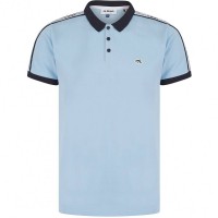 Le Shark Norway Men Polo Shirt 5X202091DW-Blue-Bell: Цвет: https://www.sportspar.com/le-shark-norway-men-polo-shirt-5x202091dw-blue-bell
Brand: Le Shark Material: 100% cotton ECO FRIENDLY - Use of environmentally friendly and recyclable materials Brand logo embroidered on the left chest Le Shark lettering woven along sleeves Polo collar with 3-button placket elastic, ribbed cuffs side slits for greater freedom of movement regular fit rounded hem elastic material pleasant wearing comfort NEW, with tags &amp; original packaging