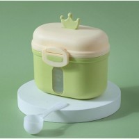 Контейнер для хранения детского питания «Корона», 240 гр., цвет зеленый: Цвет: Ищете идеальное решение для хранения детского питания, которое было бы безопасным, удобным и эстетичным? Представляем вам наши контейнеры для хранения детского питания - незаменимые помощники в заботе о питании вашего малыша!</p>Почему наши контейнеры - лучший выбор:</p><ol><li>Безопасные материалы: Мы придаем высшее значение здоровью вашего ребенка, поэтому наши контейнеры изготовлены из безопасных материалов, не содержащих вредных веществ. Вы можете быть уверены, что ваш малыш будет питаться из контейнеров, которые соответствуют самым высоким стандартам качества и безопасности.</li><li>Мерная ложечка в комплекте: В каждом контейнере идет в комплекте мерная ложечка, что облегчает подачу пищи вашему ребенку.</li></ol>
: Mum&Baby
: Китай
