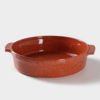 Форма круглая с ручками «Мрамор», d=24 см, h=6,5 см: Цвет: <h2>Ломоносовская керамика - не просто посуда, это произведение искусства, созданное с любовью и душой.</h2><h2>Преимущества керамической посуды:</h2><ul><li>Посуда долговечна и экологически безопасна.Посуду можно использовать в микроволновой печи, духовом шкафу и посудомоечной машине.Покрытие не трескается и не тускнеет со временем.Посуда выдерживает низкие и высокие температуры.Блюда в ней можно хранить в течение длительного времени.Пища, приготовленная в такой посуде, сохраняет все полезные свойства, очень вкусная и ароматная.</li></ul><h2>Эксплуатация:</h2><ul><li>Не следует посуду подвергать термическому шоку, к примеру, после готовки сразу помещать под холодную воду или на разогретую посуду класть замороженный продукт.Не использовать металлические губки.Мыть в теплой воде с добавлением моющего средства.После первой готовки не закрывать посуду крышкой, дать подышать материалу во избежание появления запаха от приготовленного блюда (помните, что глина – живой материал!).</li></ul>
: Ломоносовская керамика
: Россия
