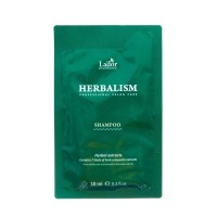 Шампунь Lador Herbalism Shampoo Pouch травяной, с аминокислотами, 10 мл: Цвет: <strong>Шампунь Lador Herbalism Shampoo Pouch травяной, с аминокислотами, 10 мл</strong>Шампунь Lador Herbalism Shampoo представляет собой травяной продукт с добавлением аминокислот, созданный для бережного ухода за волосами. Вот ключевые характеристики этого продукта:<strong>Основные характеристики:</strong><ol><li><strong>Травяная формула:Шампунь содержит травяные экстракты, которые могут придать волосам свежесть и ухаживать за ними.<strong>С аминокислотами:Добавление аминокислот способствует укреплению волос и поддерживает их естественную структуру.<strong>Объем 10 мл:Упаковка в виде пачки содержит 10 миллилитров шампуня, что удобно для пробного использования или нахождения в путешествии.<strong>Бережное очищение:Формула шампуня предназначена для бережного очищения волос, придавая им мягкость и блеск.<strong>Удобство использования:Пачка обеспечивает легкость дозирования и удобство использования в дорожных условиях.</li></ol><strong>Применение:</strong>Нанесите небольшое количество шампуня на влажные волосы, вспеньте и тщательно смойте. Повторите процесс при необходимости.<strong>Результат:</strong>Шампунь Lador Herbalism Shampoo с травяным комплексом и аминокислотами предоставляет нежное очищение, укрепляет волосы и поддерживает их здоровье. Регулярное использование может способствовать улучшению состояния волос.
: La'dor
: Корея
