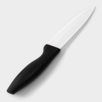 Нож керамический Доляна «Тень», лезвие 10,5 см, цвет чёрный: Цвет: Универсальный керамический нож будет незаменим на кухне каждой хозяйки! Сделает нарезку любых видов продуктов легкой, сократит время, отведенное на готовку!<b>Преимущества:</b>Керамика считается самым лучшим существующим материалом для ножей.Фрукты, овощи и мясо без костей можно разрезать без малейшего усилия.Лезвие чрезвычайно твердое, не изменяет вкуса пищи и не придает ей никакого запаха.</li></ul>
