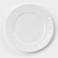 Тарелка пирожковая Avvir «Регал», d=15 см, стеклокерамика: Цвет: Тарелка пирожковая Avvir «Регал» изготовлена из качественной и прочной стеклокерамики.<b>Преимущества посуды:</b><b>Универсальна</b>. Ее можно использовать не только для приготовления пищи, но и безопасного хранения любых готовых блюд.<b>Ударопрочна и травмобезопасна</b>. Термическое стекло – очень прочный материал, который не поддается механическим нагрузкам, не бьется, не колется и не трескается.<b>Термически устойчива</b>. Изделия из стеклокерамики не деформируются при нагреве и подходят для СВЧ-печей. В такой посуде можно варить, жарить парить, тушить, запекать и замораживать любые продукты.<b>Удобна в уходе</b>. Моется обычной теплой водой, не формирует накипь и нагар. Стеклянные поверхности посуды совершенно нечувствительны к воздействию моющих и чистящих средств.<b>Эстетически привлекательна</b>. Прозрачное, матовое и тонированное термическое стекло имеет лаконичный дизайн и изящные формы, оно легко впишется в любой интерьер кухни.</li></ul>
