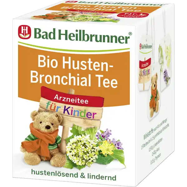 Bad Heilbrunner Husten amp Bronchial Tee fr Kinder: Цвет: Produktbeschreibung und details Lindenblten schtzen und beruhigen die gereizte Schleimhaut im Rachen wodurch sich trockener und unproduktiver Reizhusten legt Anis und Thymian tragen dazu bei dass sich festsitzender Schleim aus den Bronchien lst Mit dem Husten und Bronchial Tee lindern und lsen Sie Ihren Husten damit sich Ihre Erkltung verflchtigt mit Lindenblten Anis und Thymian hustenlsend ampamp lindernd gluten und laktosefrei vegan fr Erwachsene und Kinder ab  Monaten Lebensmittelunternehmer Name Bad Heilbrunner Naturheilmittel GmbH ampamp Co KG Adresse  Bad Heilbrunn Obb UrsprungslandHerkunftsort Deutschland Rechtlich vorgeschriebene Produktbezeichnung Arzneitee zum Einnehmen nach Bereitung eines Teeaufgusses Zutaten Wirkstoffe nach Art und Menge  Filterbeutel   g enthlt als Wirkstoffe  g Lindenblten  g Anis  g Thymian Anwendung und Gebrauch Soweit nicht anders verordnet trinken Kinder ab  Monaten und Erwachsene mehrmals tglich  Tasse frisch zubereiteten Tee Bitte nicht nachsen Bei Symptomen der Bronchitis sowie zur Reizlinderung bei Katarrhen der oberen Luftwege mit trockenem Husten Der Arzneitee soll nach Ablauf des Verfalldatums nicht mehr angewendet werden Gebrauch Aufbewahrung und Verwendung Aufbewahrungs und Verwendungsbedingungen Nicht ber C und nur in der Originalpackung lagern um den Inhalt vor Licht und Feuchtigkeit zu schtzen Fr Kinder unzugnglich aufbewahren Zubereitung  Filterbeutel mit  ml kochendem Wasser bergieen Anschlieend abgedeckt den Tee  Minuten ziehen lassen Lassen Sie den Tee noch etwas abkhlen damit sich Ihr Kind nicht verbrht
https://www.rossmann.de/de/baby-und-spielzeug-bad-heilbrunner-husten--und-bronchial-tee-fuer-kinder/p/4008137002429