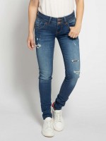 LTB Julita X Jeans , blau: Цвет: https://www.dress-for-less.de/ltb-julita-x-jeans-blau/A0072553.html
Прибаляем цифру 6 к размеру в цифрах для получения российского размера