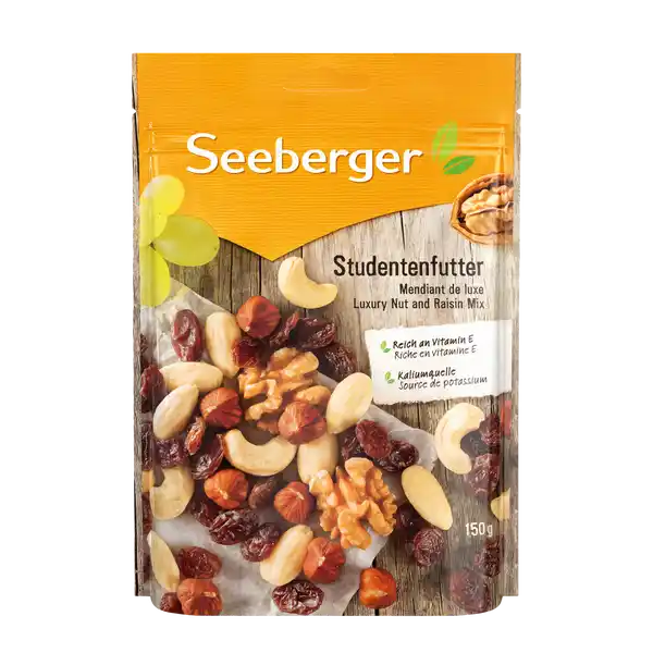 Seeberger Studentenfutter: Цвет: Produktbeschreibung und details reich an Vitamin E Kaliumquelle Lebensmittelunternehmer Name Seeberger GmbH Adresse D Ulm UrsprungslandHerkunftsort Deutschland Rechtlich vorgeschriebene Produktbezeichnung Mischung aus Nusskernen  ampamp getrockneten Weinbeeren  Zutaten Nusskernmischung in vernderlichen Gewichtsanteilen HASELNUSSKERNE  MANDELN blanchiert CASHEWKERNE  Weinbeeren getrocknet WALNUSSKERNE  SonnenblumenlKann Spuren von anderen SCHALENFRCHTEN  NSSEN  und ERDNSSEN enthalten Nhrwerte Durchschnittliche Nhrwertangaben pro  g pro  g Energie  kj   kcal  kj   kcal Fett  g  g davon  gesttigte Fettsuren  g  g Kohlenhydrate  g  g davon  Zucker  g  g Eiwei  g  g Salz  g  g Kalium  mg Vitamin E  mg Gebrauch Aufbewahrung und Verwendung Aufbewahrungs und Verwendungsbedingungen Nach dem ffnen bitte khl und trocken lagern Warnhinweise und wichtige Hinweise Warnhinweise Achtung Insbesondere Kinder unter  Jahren knnen sich an Nssen leicht verschlucken so dass diese in die Atemwege gelangen knnen Deshalb Produkt auerhalb der Reichweite von kleinen Kindern aufbewahren Unter Schutzatmosphre verpackt
https://www.rossmann.de/de/lebensmittel-seeberger-studentenfutter/p/4008258154229