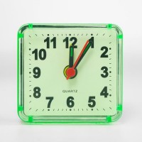 Часы - будильник настольные "Бабочка", дискретный ход, циферблат 5.5 см, 9 х 8 см, зеленые: 