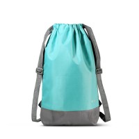 energy shake bag: Цвет: https://www.kikocosmetics.com/de-de/accessoires/kosmetiktaschen/ENERGY-SHAKE-BAG/p-KC000000523001B
