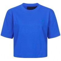 adidas Originals Blue Version Essentials Cropped Women T-shirt H22823: Цвет: https://www.sportspar.com/adidas-originals-blue-version-essentials-cropped-women-t-shirt-h22823
Brand: adidas Materials: 100%cotton The Blue Version Collection - Items made from quality materials Brand logo discreetly embroidered on the left chest classic adidas stripes subtly on the sides "270 gr" lettering embroidered on the right sleeve Short sleeve Better Cotton – in partnership with the Better Cotton Initiative to improve cotton farming worldwide elastic, ribbed crew neck short cut (crop) straight hem loose fit pleasant wearing comfort NEW, with tags &amp; original packaging
