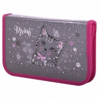 Пенал ЮНЛАНДИЯ, 1 отделение, металлизированный картон, конгрев, 19х11 см, "Meow", 271103: Цвет: Пенал стандартного размера ЮНЛАНДИЯ с одним отделением, выполнен из металлизированного картона с конгревом. Яркий дизайн. Удобная молния с трех сторон с металлическим бегунком, прочные резинки для канцелярских принадлежностей. Вмещает до 18 предметов.
: ЮНЛАНДИЯ
: Россия
: Школа
: Пеналы
: Пеналы каркасные
Материал пенала - металлизированный картон с цветной печатью, эффектом объема и ярким дизайном. Основа пенала - плотный картон, обшитый тканью по краям. Такая конструкция отличается износостойкостью и прочностью, поможет защитить канцелярские принадлежности от повреждений.Внутри пенала прочные резинки для канцелярских принадлежностей, внутренняя часть выполнена из картона с глянцевой ламинацией с узором.Пенал имеет стандартный размер 19х11 см, что позволяет легко размещать его в ранце или рюкзаке, сумке. Хорошая наполняемость пенала дает возможность держать все необходимые для уроков канцтовары в порядке, в одном месте.Упакован в ПЭТ пакет с европодвесом, который сохранит качество и товарный вид при хранении и транспортировке.