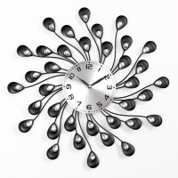 Часы настенные,серия: Ажур,"Лепестки с кристалами", плавный ход, d-13 см, 38 х 38 см: 