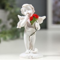 Сувенир полистоун "Ангелочек с красной розой"  8х4,5х3,5 см: 