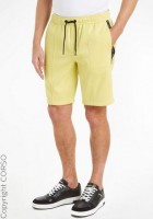 джинсы Кельвин Кляйн Брюки с логотипом Hwk Short: Цвет: Shorts von Calvin Klein Jeans, Sweatware aus 60% recycelt Polyester, Elastischer Bund mit Kordelzug, Mit seitlichem Logo-Tape, Markenlabel, Obermaterial: 100% Polyester, N-Gr
Artikelfarbe: gelb
Marke: Calvin Klein Jeans
Sortiment: He. Hosen
: Normalgren
https://corso.de/c59532404-4220-hose-logo-tape-hwk-short.html