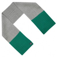 Timberland Kids Scarf T0289-052: Цвет: https://www.sportspar.com/timberland-kids-scarf-t0289-052
Brand: Timberland Material: 100%cotton Brand logo embroidered as a patch on one end of the scarf Dimensions: L length 140 x width 17 cm soft, warming knit material elastic, ribbed knit pattern contrasting color design ideal for cold days fit: Kids pleasant wearing comfort NEW, with tags &amp; original packaging