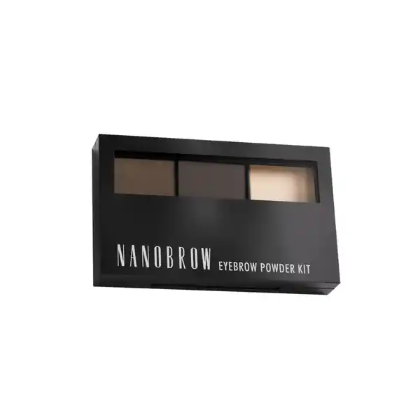 Nanobrow Eyebrow Powder Kit Dark: Цвет: Produktbeschreibung und details Entdecken Sie einzigartige weiche perfekt pigmentierte Nanobrow Augenbrauenschatten mit Highlighter In der Palette finden Sie zwei zueinander passende samtige Augenbrauenschatten und einen eleganten SatinHighlighter mit dem Sie die Haut direkt unter dem Augenbrauenbogen betonen knnen Kontaktdaten Trendmarkt Limited spk Chmielna   Warszawa Polska nanobrowde UrsprungslandHerkunftsort USA Anwendung und Gebrauch Nehmen Sie ein bisschen Augenbrauenschatten in der ausgewhlten Farbe mit dem Pinsel auf Betonen Sie damit die untere Augenbrauenlinie und fllen Sie den gesamten Augenbrauenbogen Die Augenbrauenanfnge sollten mit hellerem Schatten geschminkt werden whrend die Augenbrauenschwnze mit dunklerer Farbe betont werden sollten So erzielen Sie einen OmbreEffekt d h einen Farbgradient Greifen Sie zum SatinHighlighter und tragen Sie ihn auf die Haut direkt unter dem Augenbrauenbogen um die Augenbrauen optisch anzuheben Gebrauch Aufbewahrung und Verwendung Aufbewahrungs und Verwendungsbedingungen Khl und trocken lagern Direkte Sonneneinstrahlung vermeiden Inhaltsstoffe Talc Zinc Stearate CaprylicCapric Triglyceride Boron Nitride Silica Tocopherol Persea Gratissima Oil Helianthus Annuus Seed Oil Aloe Barbadensis Leaf Extract CI  CI  CI  CI  Talc CaprylicCapric Triglyceride Boron Nitride Silica Tocopherol Persea Gratissima Oil Helianthus Annuus Seed Oil Aloe Barbadensis Leaf Extract CI  CI  CI  CI  CI  Talc Zinc Stearate Synthetic Wax Mica Kaolin Aluminum Starch Octenylsuccinate Isododecane Zinc Oxide Phenoxyethanol Boron Nitride Polymethylsilsesquioxane HDITrimethylol Hexyllactone Crosspolymer Ethylhexylglycerin CI  CI  CI  CI  CI  Warnhinweise und wichtige Hinweise Warnhinweise Auerhalb der Reichweite von Kindern aufbewahren Produkt nur wie beschrieben verwenden Kontakt mit Augen und Schleimhuten vermeiden Nicht verwenden whrend der Schwangerschaft Stillzeit oder Chemotherapie Fr Personen unter  Jahren nicht geeignet
https://www.rossmann.de/de/make-up-nanobrow-eyebrow-powder-kit-dark/p/5905669547611