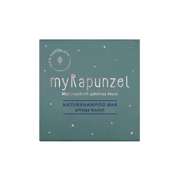 myRapunzel Naturshampoo Bar Pflege Boost: Цвет: Produktbeschreibung und details Die Naturshampoo Bar pflege boost  ein festes Shampoo welches das Haar durch ausgewhlte natrliche Rohstoffe schonend pflegt und mit allen wichtigen Nhrstoffen versorgt Lsst trockenes und sprdes Haar glnzen und repariert es im Inneren jeder einzelnen Haarstrhne Es verleiht deiner Kopfhaut alle wichtigen Nhrstoffe die wichtig fr eine starke Haarwurzel sind BioKokosl krftigt dein Haar und pflegt deine Kopfhaut wodurch auch deine Haarwurzel gestrkt wird BioArganl lsst dein Haar glnzen und verleiht intensive Feuchtigkeit zudem verbessert es die Kmmbarkeit Rosenl strkt dein Haar intensiv und verleiht diesem dadurch mehr Spannkraft Kontaktdaten myRapunzel GmbH Q a  Mannheim wwwmyrapunzelde Anwendung und Gebrauch Reibe das feste Shampoo sanft ber dein nasses Haar und massiere es schonend bis sich Schaum bildet Anschlieend mit lauwarmen Wasser aussplen  fertig Gebrauch Aufbewahrung und Verwendung Aufbewahrungs und Verwendungsbedingungen Nach ffnung  Monate haltbar Inhaltsstoffe Sodium Coco Sulfate Cocos nucifera oil Cetearyl Alcohol Glyceryl Sterate SE Arganil spins kernel oil Rosa alba flower water Rosa Damascena Flower Oil Pinus cembra leaf  Twig Oil Citrus uranium dulcis Kaolin illite red clay
https://www.rossmann.de/de/pflege-und-duft-myrapunzel-naturshampoo-bar-pflege-boost/p/4260560710139