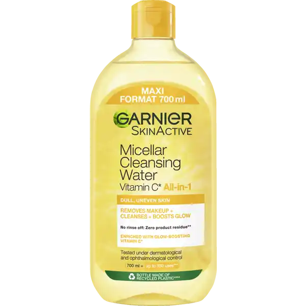 Garnier SkinActive Mizellen Reinigungswasser All-in-1 Vitamin C: Цвет: Produktbeschreibung und details Das Garnier Mizellen Reinigungswasser Allin mit Vitamin C sorgt fr eine schonende Reinigung der Haut und befreit sie gleichzeitg von Makeup ohne Rckstnde zu hinterlassen Die mit Vitamin C angereicherte Formel schenkt der Haut einen besonderen GlowEffekt Dank des Garnier Mizellen Reinigungswassers Allin mit Vitamin C wird die Haut schnell und effektiv von Makeup befreit und gleichzeitg schonend gereinigt Die MizellenReinigungsTechnologie hat die Wirkung eines Magneten und zieht Schmutzpartikel sowie andere Unreinheiten an Auerdem verwendet die Formel ausschlielich sanfte Reinigungsstoffe Mit Vitamin C angereichert schenkt das Gesichtswasser mder Haut einen strahlenderen und ebenmigeren Teint und ist dabei ganz ohne Reiben oder Absplen anwendbar Zudem ist das Reinigungswasser sehr hoch vertrglich und eignet sich deshalb optimal zur Anwendung bei allen Hauttypen Empfindlichere Gesichtspartien wie Augen und Lippen knnen sanft gereinigt werden fr mde unebenmige Haut entfernt Makeup reinigt und sorgt fr Strahlen ohne Abwaschen hohe Vertrglichkeit hinterlsst keine sichtbaren Rckstnde dermatologisch und augenrztlich getestet angereichert mit Vitamin Cg Kontaktdaten LORAL Deutschland GmbH  Geschftsbereich LOral Paris Johannstrae   Dsseldorf Anwendung und Gebrauch Morgens und abends anwenden Zur einfachen und schonenden Reinigung der Haut ein Wattepad ausreichend mit dem MizellenReinigungswasser befeuchten und die Haut sanft reinigen Kein Reiben oder Absplen ntig Inhaltsstoffe AQUA  WATER  HEXYLENE GLYCOL  GLYCERIN  POLOXAMER   PEG HYDROGENATED CASTOR OIL  ASCORBYL GLUCOSIDE  DISODIUM COCOAMPHODIACETATE  DISODIUM EDTA  MYRTRIMONIUM BROMIDE  PARFUM  FRAGRANCE FIL Z
https://www.rossmann.de/de/pflege-und-duft-garnier-skinactive-mizellen-reinigungswasser-all-in-1-vitamin-c/p/3600542514231