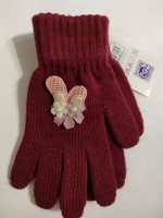 Перчатки 7-9 лет: Однотонные детские перчатки с добавлением шерсти, мягкие, не сковывающие движения, с отличной посадкой, хорошо сохраняют тепло, декоративный элемент: нашивка.