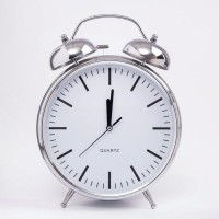 Часы - будильник настольные "Классика", с подвесом, дискретный ход, d-20 см, 32 х 23 см, 2АА: 
