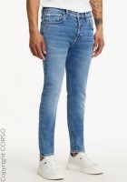 джинсы Кельвин Кляйн Узкие джинсы: Цвет: SkinnyFitJeans von Calvin Klein JeansDenimJeans aus elastischem Baumwollmix fr perfekten SitzSkinny fitFivePocketStyleMit Calvin Klein LederBadgeObermaterial  Baumwolle  ElasthanLnge
Artikelfarbe: blue denim34
Marke: Calvin Klein Jeans
Sortiment: He. Jeans
: Normalgren
https://corso.de/c35558719-4218-jeans-skinny.html