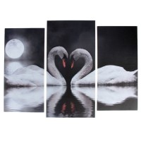 Модульная картина "Лебеди под луной"  (2-25х52; 1-30х60) 60х80 см: 