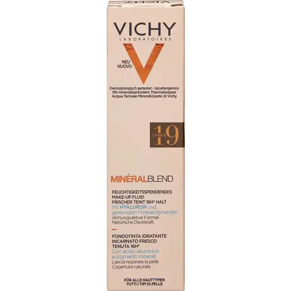 VICHY MINRALBLEND feuchtigkeitsspendendes MakeupFluid  umber: Цвет: Produktbeschreibung und details MINRALBLEND ist das erste ultraleichte MakeupFluid das die Haut intensiv mit Feuchtigkeit versorgt Unebenheiten ausgleicht und so einen frischen Teint schenkt Die atmungsaktive Formel sorgt fr eine gepflegte frische Haut Das MinralblendFluid besitzt eine hautverbessernde MakeupFormel mit pflegenden Inhaltsstoffen wie das VICHY Thermalwasser Hyaluron und Mineralpigmenten Es versorgt die Haut mit Feuchtigkeit und zaubert gleichzeitig einen ebenmigen Teint Die Makeup Textur verschmilzt beim Auftragen sofort mit der Haut Dabei ist das Makeup Fluid atmungsaktiv und schenkt  Stunden lang einen natrlich strahlenden Teint Tag fr Tag wirkt die Haut so frischer Fr ein natrlich strahlendes Ergebnis fr alle Hauttypen mittlere Deckkraft feuchtigkeitsspendend wie eine Pflege hypoallergen nichtkomedogen dermatologisch getestet fr empfindliche Haut geeignet Kontaktdaten VICHY CAICAF  Vichy France TSA   ST OUEN CEDEX FR wwwvichycom UrsprungslandHerkunftsort Frankreich Anwendung und Gebrauch Tragen Sie das Minralblend MakeupFluid fr einen frischen Teint tglich auf die gereinigte Haut auf Schritt   Richtig dosieren Eine kleine Menge der Minralblend MakeupFoundation auf den Handrcken auftragen Mithilfe eines Beauty Blenders MakeupPinsels oder den Fingerspitzen das Fluid aufnehmen Schritt   Auftragen Das Makeup Fluid gleichmig von der Mitte nach auen auf das Gesicht auftragen Schritt   Verblenden Die Textur vom Gesicht bis zum Hals sanft einarbeiten um MakeupRnder zu vermeiden Inhaltsstoffe AQUA WATER  GLYCERIN  CAPRYLYL METHICONE  PROPANEDIOL  DIMETHICONE  PENTYLENE GLYCOL  DIMETHICONE  PEG CROSSPOLYMER  TRIETHOXYSILYLETHYL POLYDIMETHYLSILOXYETHYL DIMETHICONE  PARFUM  FRAGRANCE  SODIUM CHLORIDE  SODIUM HYALURONATE  SODIUM CITRATE  ALUMINA  PHENOXYETHANOL  ALCOHOL DENAT  DISODIUM EDTA  TOCOPHEROL  ISOPROPYL TITANIUM TRIISOSTEARATE  CAPRYLYL GLYCOL  DIPROPYLENE GLYCOL  MAY CONTAIN CI   TITANIUMDIOXIDE  CI  CI  CI   IRON OXIDES
https://www.rossmann.de/de/make-up-vichy-mineralblend-feuchtigkeitsspendendes-make-up-fluid-19-umber/p/3337875651752