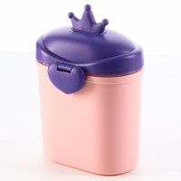 Контейнер для хранения детского питания «Корона», 800 мл.,большой, цвет розовый: Цвет: Ищете идеальное решение для хранения детского питания, которое было бы безопасным, удобным и эстетичным? Представляем вам наши контейнеры для хранения детского питания - незаменимые помощники в заботе о питании вашего малыша!</p>Почему наши контейнеры - лучший выбор:</p><ol><li>Безопасные материалы: Мы придаем высшее значение здоровью вашего ребенка, поэтому наши контейнеры изготовлены из безопасных материалов, не содержащих вредных веществ. Вы можете быть уверены, что ваш малыш будет питаться из контейнеров, которые соответствуют самым высоким стандартам качества и безопасности.</li><li>Мерная ложечка в комплекте: В каждом контейнере идет в комплекте мерная ложечка, что облегчает подачу пищи вашему ребенку.</li></ol>
: Mum&Baby
: Китай
