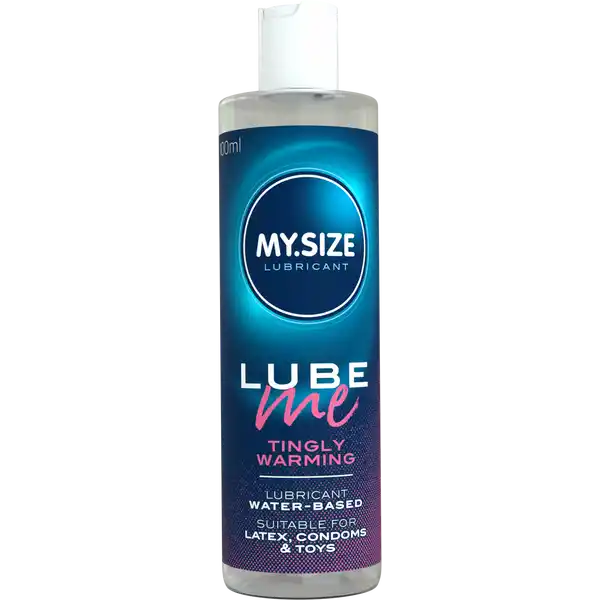 MY.SIZE Lube Me Tingly Warming: Цвет: Produktbeschreibung und details Medizinisches Gleitgel auf Wasserbasis Extra ergiebig prickelnd mit LangzeitGleiteffekt Spendet Feuchtigkeit und sorgt zustzlich fr ein prickelndes und wrmendes Gefhl Sanft zur Haut Wasserlslich und leicht abwaschbar Frei von knstlichen Duft und Farbstoffen Dermatologisch getestet Fr die Verwendung zusammen mit LatexKondomen geeignet Kontaktdaten RampampS consumer goods GmbH Wasserburger Landstrae   Mnchen wwwmysizecondomscom Anwendung und Gebrauch Bei Anwendung mit Kondom das Gleitgel auf das am erigierten Penis abgerollte Kondom auftragen Dieses l und fettfreie medizinische Gleitgel auf Wasserbasis ist haut und schleimhautvertrglich kondomgeeignet und rckstandsfrei mit Wasser abwaschbar Gebrauch Aufbewahrung und Verwendung Aufbewahrungs und Verwendungsbedingungen Khl trocken und vor Sonnenlicht geschtzt lagern Auerhalb der Reichweite von Kindern aufbewahren Inhaltsstoffe Glycerin Aqua Hydroxyethylcellulose Sodium Lactate Sodium Benzoate Allantoin Lactic Acid Salicylic Acid Menthol Aroma Warnhinweise und wichtige Hinweise Warnhinweise Bei Kinderwunsch nicht oder nur sparsam einsetzen da die Empfngnis erschwert werden knnte Es ist kein empfngnisverhtendes Mittel und bietet auch keinen Schutz vor Infektionen Kontakt mit den Augen gereizter Haut oder Wunden vermeiden Bei Reizungen Produkt nicht mehr verwenden Arzt konsultieren wenn die Reizung lnger anhlt bei anhaltender vaginaler Trockenheit Schwangerschaft oder in der Stillzeit Dieses Medizinprodukt dient zur zustzlichen Befeuchtung im Intimbereich beim Geschlechtsverkehr um mechanischen Verletzungen der Haut oder Schleimhaut vorzubeugen sodass ein Eindringen von Krankheitserregern durch verletzte Stellen verhindert wird
https://www.rossmann.de/de/gesundheit-mysize-lube-me-tingly-warming/p/4025838810047