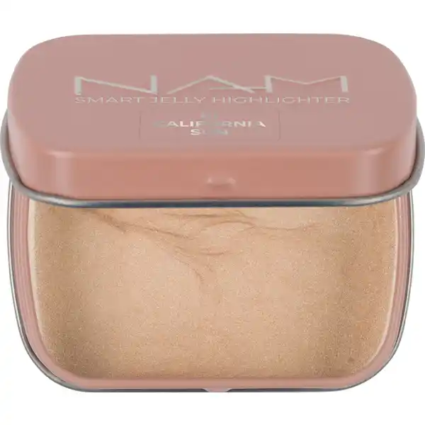 NAM Jelly Highlighter nr 1: Цвет: https://www.rossmann.de/de/make-up-nam-jelly-highlighter-nr-1/p/5905309900035
Produktbeschreibung und details Gesichtshighlighter in einer Geleeformel Er enthlt eine reichhaltige Zusammensetzung aus pflegenden len wie Sonnenblumenkernl Macadamial und Kokosnussl Kontaktdaten WIBO Adamczak sp k st Kocierska   Kartuzy Poland UrsprungslandHerkunftsort Polen Inhaltsstoffe Ethylhexyl Palmitate Hydrogenated Polydecene Hydrogenated Polyisobutene Mica Synthetic Fluorphlogopite Hydroxystearic Acid Silica Dimethyl Silylate EthylenePropyleneStyrene Copolymer Lauryl PEGPPG Methicone ButyleneEthyleneStyrene Copolymer Helianthus Annuus Seed Oil Allantoin Parfum Caprylyl Glycol Bisabolol Phenoxyethanol PEG Tin Oxide Hexylene Glycol Macadamia Ternifolia Seed Oil Tocopherol Chenopodium Quinoa Seed Extract Cocos Nucifera Oil Ascorbyl Palmitate BHT Ascorbic Acid Citric Acid Rosmarinus Officinalis Leaf Extract Gardenia Taitensis Flower Extract Linalool Benzyl Salicylate AlphaIsomethyl Ionone Limonene Coumarin Geraniol CI  CI