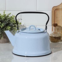Чайник, 3,5 л, закатное дно, индукция, цвет голубой: Цвет: Чайник из эмалированной стали — практичная посуда для использования дома, на даче и во время похода.Качественное покрытие сохраняет отличный внешний вид долгое время. Благодаря традиционному дизайну чайник гармонично дополняет любой интерьер.<b>Достоинства: </b>универсальность применения;быстрый нагрев;удобная мобильная ручка;прочный и долговечный корпус.</li></ul>Для сохранения наилучшего внешнего вида пользуйтесь мягкими губками и неабразивными моющими средствами.
: Сибирские товары
: Россия

