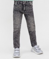 брюки ButtonBlue: Цвет: брюки (116*60*54)
890 руб.
Цвет: Стильные и практичные джинсы незаменимы в гардеробе каждого ребенка. Модель легко сочетать с разной одеждой для создания образов на любой вкус.
Выгружено автоматически с помощью