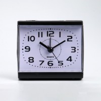 Часы - будильник настольные "Точка", дискретный ход, циферблат 6 х 8.5 см, 7.5 х 8.5 см, АА: 