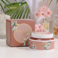 Крем для лица Jigott c экстрактом эдельвейса Edelweiss Flower Hydration Cream, 100 мл: Цвет: EDELWEISS Flower Hydration Cream Крем для лица ТМ JIGOTT В составе экстракт швейцарского эдельвейса с мощными антиоксидантными свойствами, который укрепляет защитный барьер кожи, обеспечивает увлажнение и помогает поддерживать водно-липидный баланс кожи. Комплекс из растительных экстрактов гамамелиса, центеллы азиатской, ромашки и облепихи успокаивает и защищает кожу от внешних повреждающих факторов. Ниацинамид и аденозин оказывают осветляющий и омолаживающий эффекты, повышают эластичность кожи.<strong>Способ применения:нанесите небольшое количество крема на предварительно очищенную кожу лица, слегка помассируйте, дайте впитаться.<strong>Состав:Water, Glycerin, Caprylic/Capric Triglyceride, Cetearyl Alcohol, Stearic Acid, Butylene Glycol, Propanediol, Propylene Glycol, Glyceryl Stearate, Glyceryl Stearate &amp; PEG-100 Stearate, Carbomer, Adenosine , Disodium EDTA, Niacinamide, Hydroxyethylcellulose, Betaine, Allantoin, Phenoxyethanol, Sodium Hyaluronate, Polysorbate 60, Sorbitan Stearate, BeesWax, Dimethicone, Triethanolamine, 1,2-Hexanediol, Leontopodium Alpinum Flower/Leaf/Stem Extract(1000ppm), Hamamelis Virginiana (Witch Hazel) Extract, Centella Asiatica Extract, Chamomilla Recutita (Matricaria) Extract, Hippophae Rhamnoides Extract, fragrance.
: JIGOTT
: Корея
