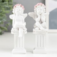 Сувенир полистоун "Белоснежный ангел в розовом венке на колонне" МИКС 10,8х4,7х4,7 см: 