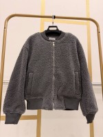 Бомбер: Цвет: РАСПРОДАЖА
New collection
Бомбер барашка
Фирма W
Размер единый
Цена 800?
