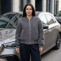 Бомбер: Цвет: РАСПРОДАЖА
New collection
Бомбер барашка
Фирма W
Размер единый
Цена 800?
