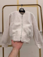 Бомбер: Цвет: РАСПРОДАЖА
New collection
Бомбер барашка
Фирма W
Размер единый
Цена 800?
