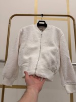 Бомбер: Цвет: РАСПРОДАЖА
New collection
Бомбер барашка
Фирма W
Размер единый
Цена 800?
