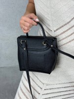 Сумка: Цвет: НОВОЕ ПОСТУПЛЕНИЕNEWCOLLECTION
Артикул А842#
Сумка Бренд #polene
Цена 1000?
Размер 15-7-16см
Адрес: 23 линя 109 места
