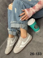Обувь женская: Цвет: NEW COLLECTION
Размер 36-37-38-39-40-41
*Цена штучно : 550 ?*
Качесто отличное
Удобные и стильные
осень весна
маламер одна размер
место 27-67
