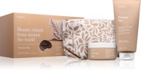 PUPA Milano Persian SPA Kit Kosmetik-Sets | notino.de: Bereiten Sie sich oder Ihren Liebsten eine Freude mit einem Kosmetikset.
Das Set beinhaltet:
PUPA Milano PERSIAN SPA Duschgel 300 ml
PUPA Milano PERSIAN SPA K?rperpeeling 350 g
PUPA Milano PERSIAN SPA Kosmetikt?schchen 1 St.
Eigenschaften:
hinterl?sst eine samtweiche und zarte Haut
verbessert die Elastizit?t der Haut und macht sie angenehm weich
bildet einen angenehmen Schaum
Peeling-Effekt
hinterl?sst ein erfrischendes Gef?hl
durchblutet die Haut
verfeinert die Haut
zur Beruhigung empfindlicher und gereizter Haut geeignet
Zusammensetzung:
zu mindestens 96 % aus Inhaltsstoffen nat?rlichen Ursprungs
die Produkte sind dermatologisch getestet
Anwendung:
W?hrend des Bades oder Duschens anwenden, auf die Haut auftragen und dann mit warmem Wasser absp?len.