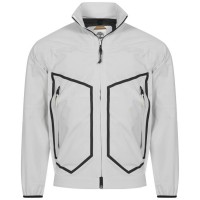Timberland Story Waterproof Herren Jacke A24M3-BH7: Цвет: Marke: Timberland
Material: 100% Polyester
Kapuze: 100% Nylon
ReBOTL™ – strapazierf?higes Material, anteilig aus recycelten Plastikflaschen hergestellt
Compatible Layering System – Mix and Match-Verbindung einer Innen- und Au?enjacke m?glich
Weather Ready – wasserabweisendes Material
Markenlogo auf dem linken ?rmel
durchgehender Rei?verschluss
zwei Seitentaschen mit Rei?verschluss
leichter Stehkragen
verstaubare Kapuze
regul?re Passform
angenehmer Tragekomfort
NEU, mit Etikett und OVP
