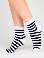 Носки выкупаем по 5 пар: Цвет: Женские носки с контрастной полоской. Натуральному гребенному хлопку в составе свойственны мягкость, удобство и эластичность, что придаст уверенности и лёгкости каждому шагу. Модный полосатый рисунок, выполненный в классических белом и чёрном цветах, позволит сочетать носки с любым нарядом и обувью.
: 72% хб, 24% па, 4% эл
: Красная ветка
: гладь с рисунком
: взросл
: 66
Производитель: Красная ветка
Пол: женский
Полотно: гладь с рисунком
Возраст: взросл
РАЗМЕР: 23-25
ЦВЕТ: белый
СОСТАВ: 72% хб, 24% па, 4% эл
Рaзмер 23-25: 66