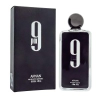 Afnan 9 Pm,edp., 100ml: Цвет: Описание
Представляем унисекс парфюм Afnan 9 PM — это исключительная ароматическая композиция, которая объединяет в себе чувственность, свежесть и натуральную элегантность. Этот парфюм идеально подходит для тех, кто хочет подчеркнуть свою индивидуальность и создать незабываемый след в памяти окружающих. Аромат открывается яркими верхними нотами корицы, цитрусов и яблока, наполняя пространство бодрящими и жизнерадостными оттенками. Эта комбинация создает атмосферу праздника и веселья, добавляя энергии и динамики к вашему образу. С переходом к сердечным нотам парфюм раскрывает свою цветочную грань, насыщенную белыми цветами. Эти акценты придают аромату нежность и изысканность, создавая ощущение лёгкости и романтики, которое обволакивает вас, словно цветочный букет в расцвете. Завершают композицию загадочные базовые ноты амбры, пачули, бобов тонка и ванили. Они добавляют глубокие и теплые оттенки в аромат, создавая стойкий и соблазнительный шлейф, который заставляет оглядываться. Эти ноты придают парфюму насыщенность и загадочность, оставляя ощущение уверенности и силы. Afnan 9 PM — это идеальный выбор как для романтических встреч, так и для уверенных выходов в свет. Позвольте этому аромату стать вашим верным спутником, который будет сопровождать вас в каждом приключении, подчеркивая вашу уникальность и шарм!

