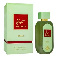 Fragrance World Hayaati Belle,edp., 100ml: Цвет: Описание
Представляем вам женский парфюм Fragrance World Hayaati Belle — волшебное сочетание элегантности и нежности, обладающее способностью подчеркивать вашу женственность и утонченность. Этот аромат создан для современных женщин, которые стремятся выразить свою индивидуальность и внутренний мир. С первых аккордов вы погружаетесь в сладость и свежесть верхних нот груши и персика. Эти сочные фрукты дарят ощущение легкости и радости, создавая игривое начало, которое мгновенно поднимает настроение и наполняет день светом и оптимизмом. В сердце аромата раскрывается удивительное цветочное великолепие, в котором ландыш, иланг-иланг, бобы тонка и жасмин сливаются в гармоничную симфонию. Нежные оттенки ландыша и изысканного жасмина придают аромату чувственность, а сладковатые ноты бобов тонка добавляют теплоту и загадочность. Этот многослойный цветочный букет создает атмосферу романтики и волшебства, окутывая вас нежностью. Завершают композицию пленительные базовые ноты мускуса, ванили и древесных аккордов. Эти глубокие и теплые ноты придают аромату стойкость и утонченность, создавая обволакивающий шлейф, который остается с вами на протяжении всего дня. Fragrance World Hayaati Belle — это не просто парфюм, а символ изысканной красоты и женской силы. Идеально подходит как для повседневного использования, так и для особых случаев, он станет вашим верным спутником, добавляя уверенности и очарования в каждый момент вашего дня. Позвольте себе окунуться в мир роскоши и нежности с ароматом Hayaati Belle!
