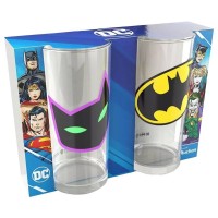 DC Comics 2 Trinkgl?ser Set Wonder Batman & Batgirl 0,27 L 24864: Цвет: Marke: Lizenz
Material: Glas
Set besteht aus 2 Gl?ser
Volumen: 0,27 l
NEU & OVP
Artikelnr.: 24864
