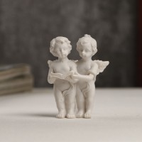 Сувенир полистоун "Белоснежные ангелочки с книгой" 5,7х4,4х3,3 см: 