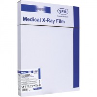 Рентгеновская пленка синечувствительная, SFM X-Ray BF, КОМПЛЕКТ 100 л., 30х40 см, 629039: Цвет: Рентгеновская пленка SFM X-ray BF универсальная, чувствительная к синей части спектра, пригодная для ручной и машинной проявки, в комплекте 100 листов размером 30х40 см.
Бренд: SFM
: 1
: Товары для медицины
: Расходные материалы для рентгенологии
SFM X-ray BF — это универсальная, чувствительная к синему цвету пленка с широким тональным диапазоном и широким спектром применения. Использование уникальных технологий Grain, применяемых в высоко зарекомендовавшей себя серии X-ray BF, позволяет получать чрезвычайно четкие, высококонтрастные изображения как при автоматической, так и при ручной обработке. Неизменно высокое качество созданных с ее помощью изображений значительно расширяет возможности диагностики.Высокая чувствительность пленки SFM X-ray BF в синей и ультрафиолетовой части спектра достигается как при машинной, так и при ручной обработке в химреактивах SFM позволяет без увеличения дозы получить больше диагностической информации. Высокая оптическая плотность и низкий уровень вуали обеспечивают высокую контрастность, что дает возможность визуализации даже самых мелких деталей.Большой динамический диапазон позволяет получать качественные снимки в большом интервале экспозиций, без увеличения дозовой нагрузки на пациента и персонал.